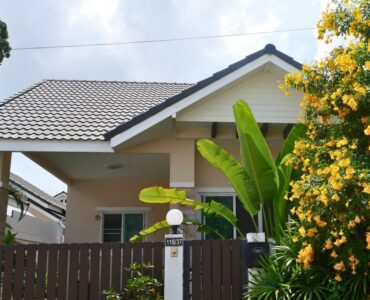 Private House in Muntra Village Bangsaray-exterior