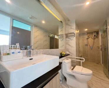 D-Eco Wellness Centre Condo 1 Bed-bathroom