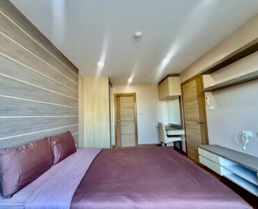 Whale Marina studio for sale - bedroom