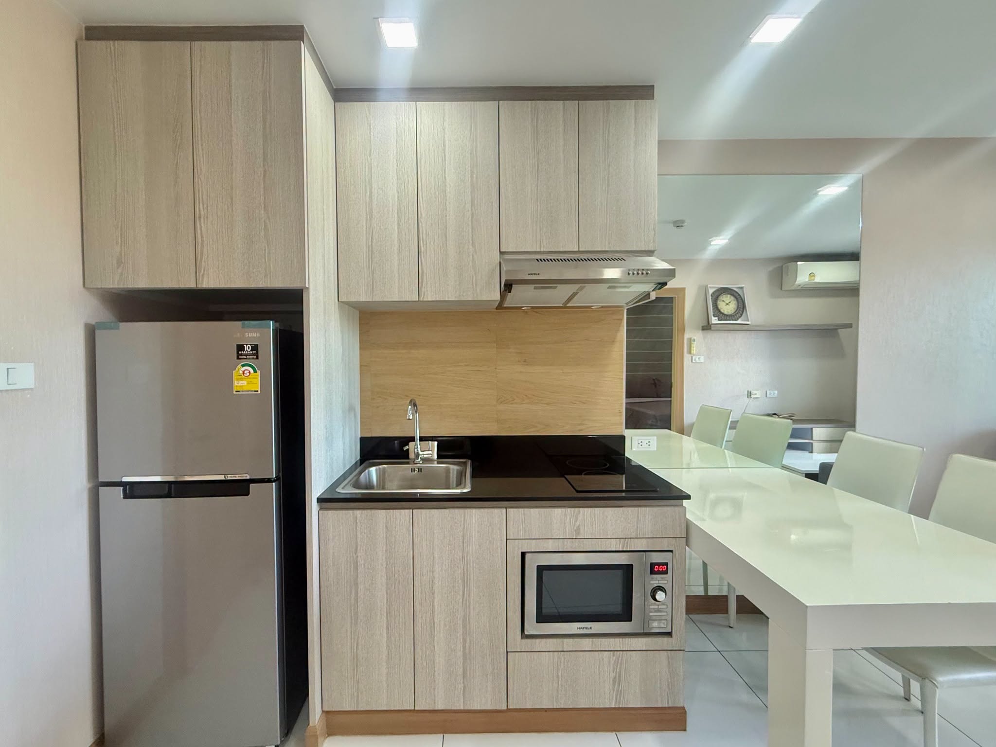 Whale Marina studio for sale - kitchen