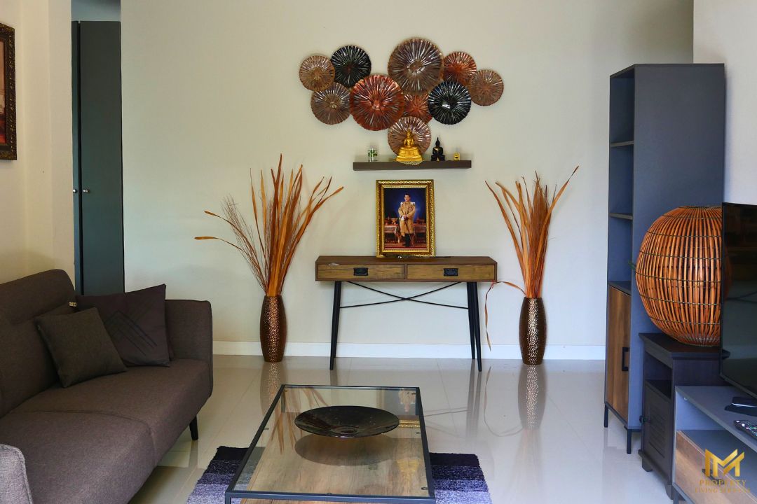 Muntra House for Rent-Living Room2