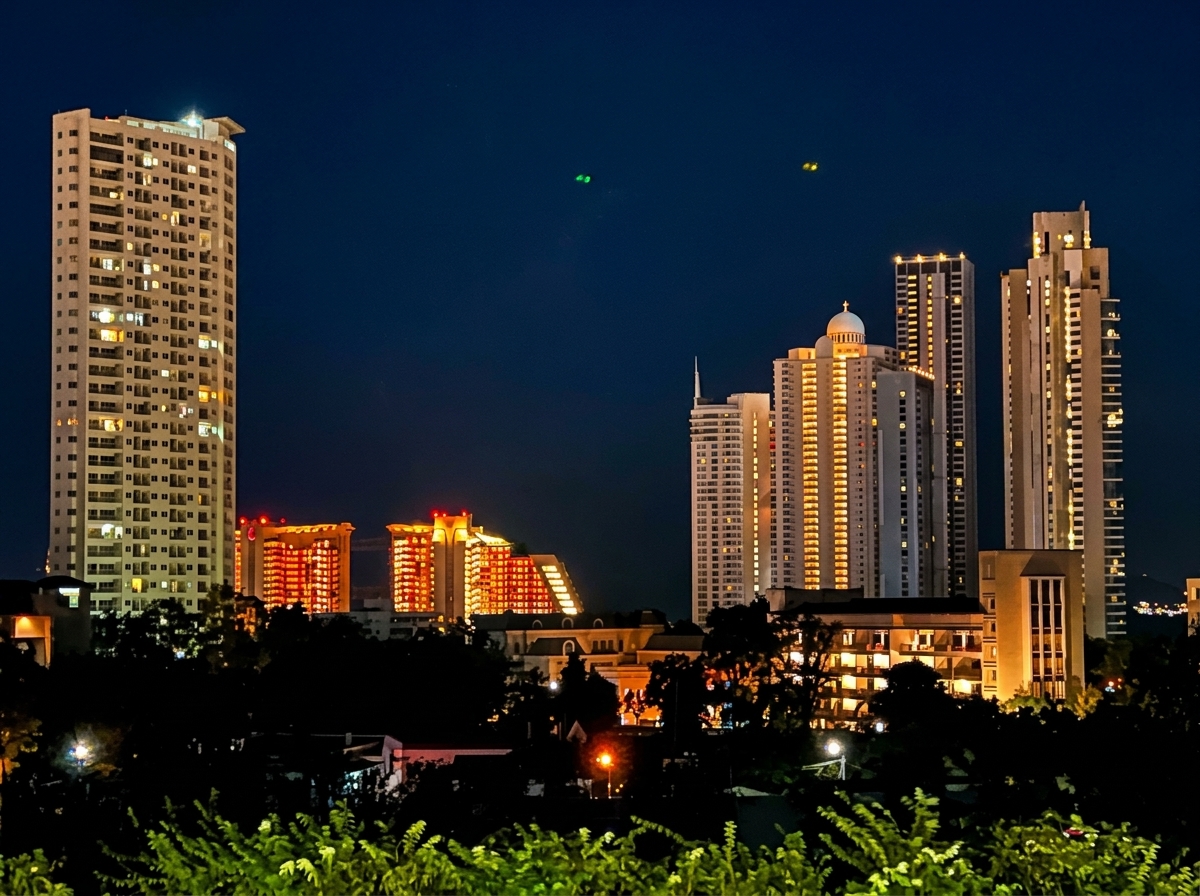 Wellness Condo D-Eco Centre 2 Beds for rent-city view